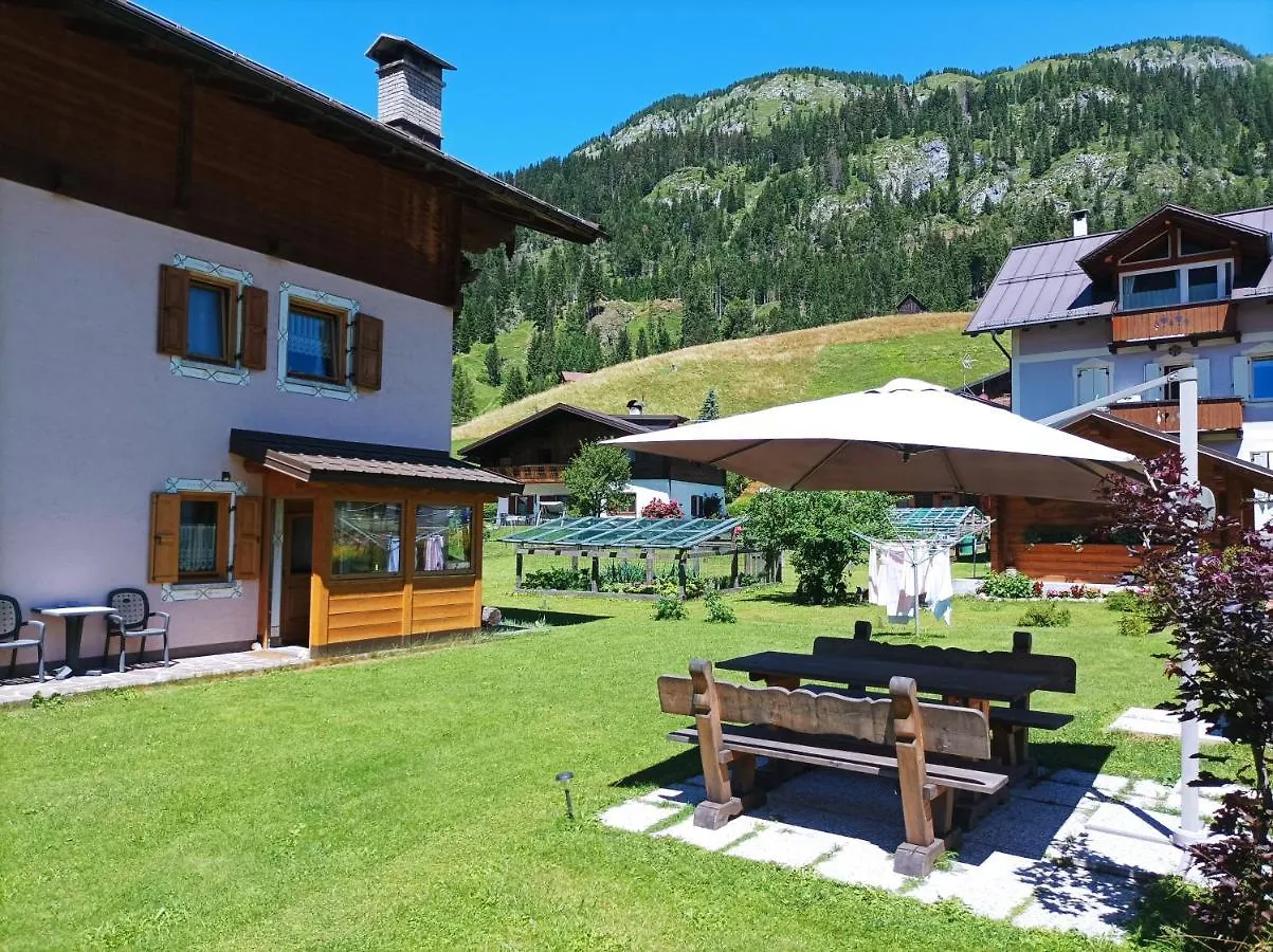 Apartment Appartamenti Soravia Sappada Italy